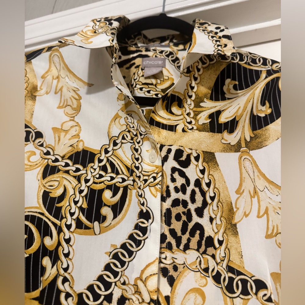 $15 Friday Chico's Women Royal Cheetah No Iron Cotton Button Front Collared
